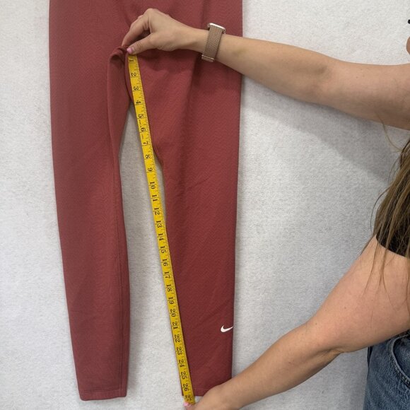 Nike Therma-Fit Leggings Womens Medium High Rise Athletic Yoga Pants DD6596-690 - Picture 3 of 10